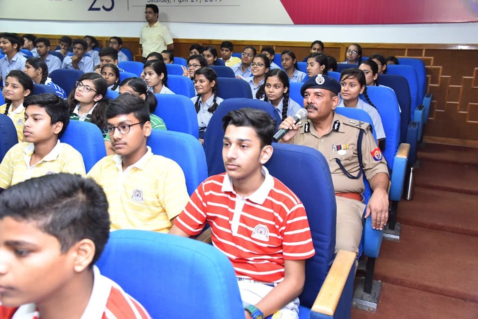 police_23 | Best No. 1 School in Kanpur